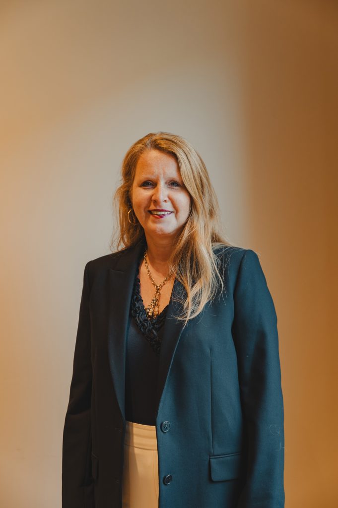 leo stevens 33 scaled